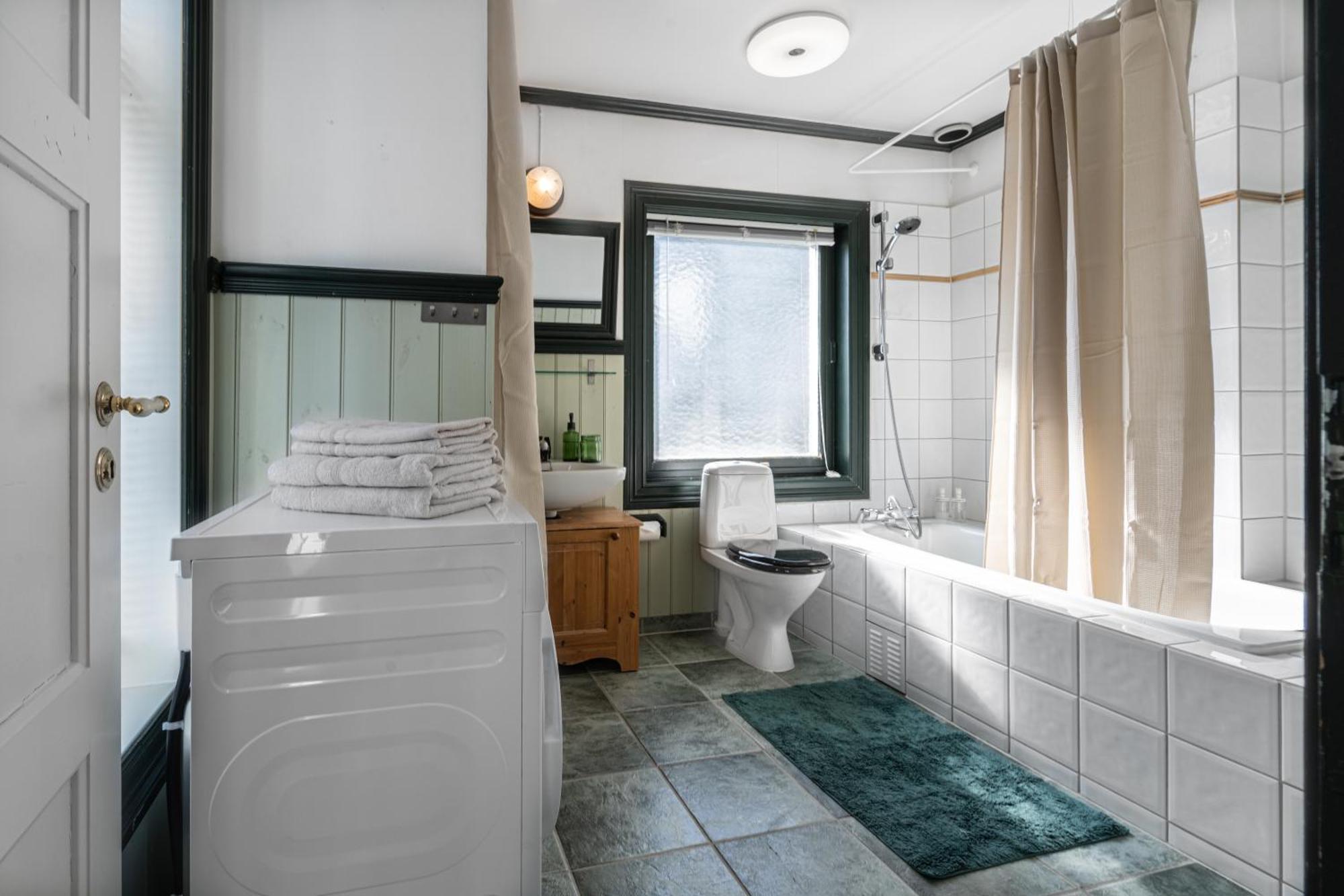 Sunny Apartment In Alesund City Εξωτερικό φωτογραφία
